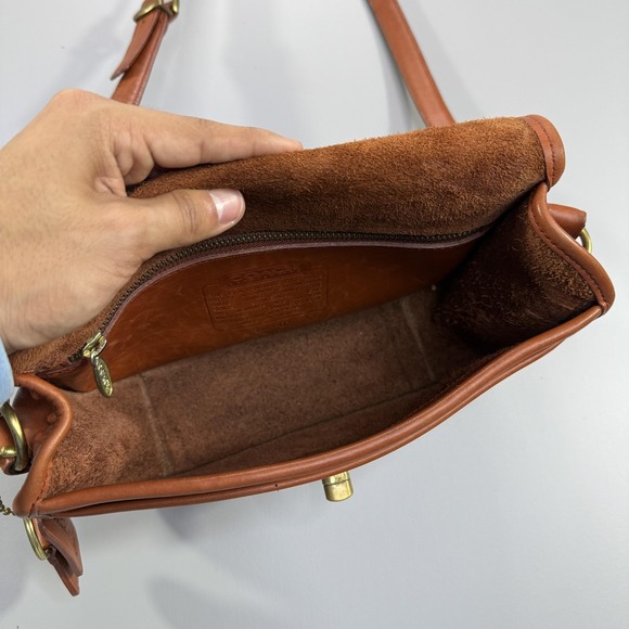 VTG Coach 202-07 City Bag Crossbody Shoulder Orange Leather Made In Korea - Picture 12 of 15